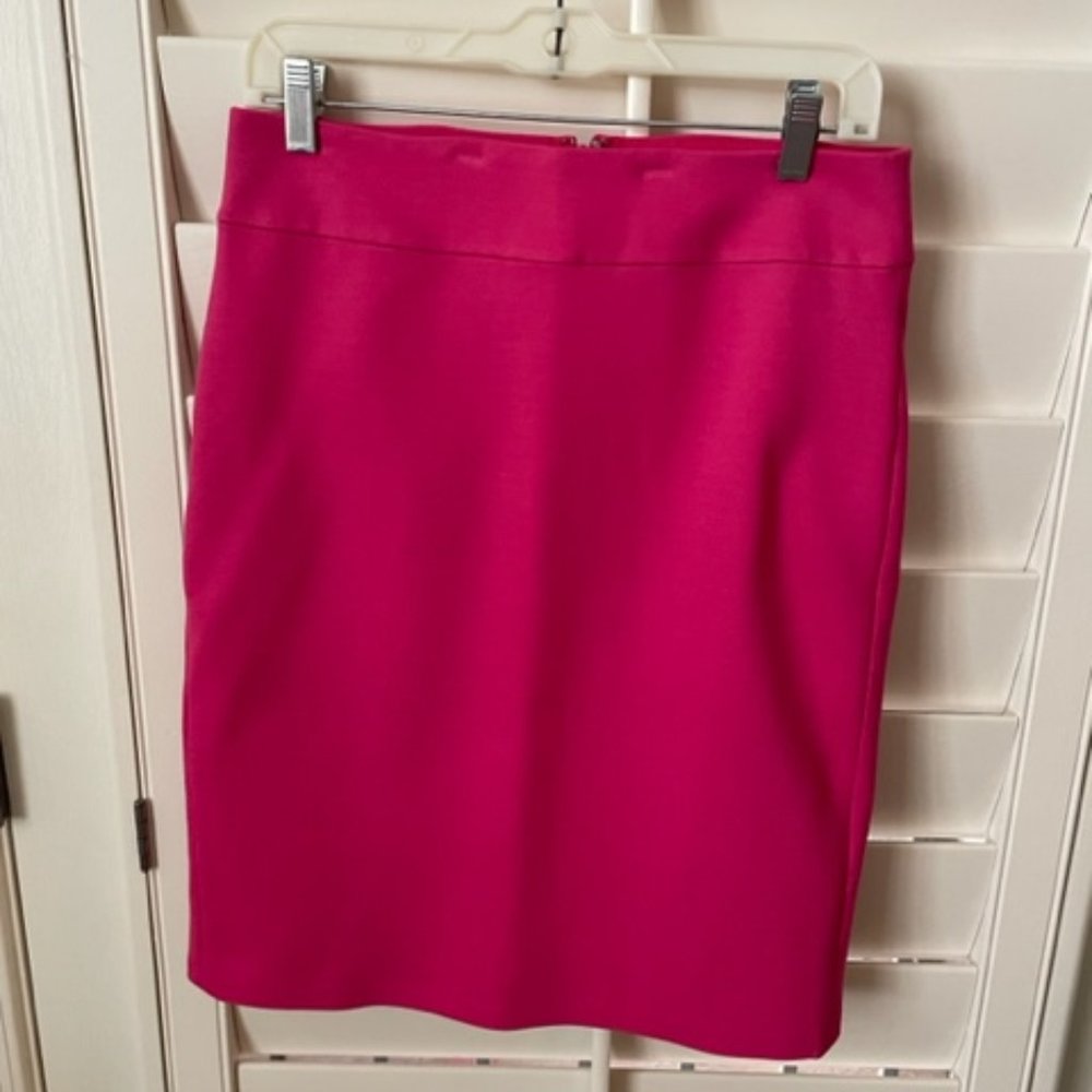 Fuchsia pink Lands' End skirt